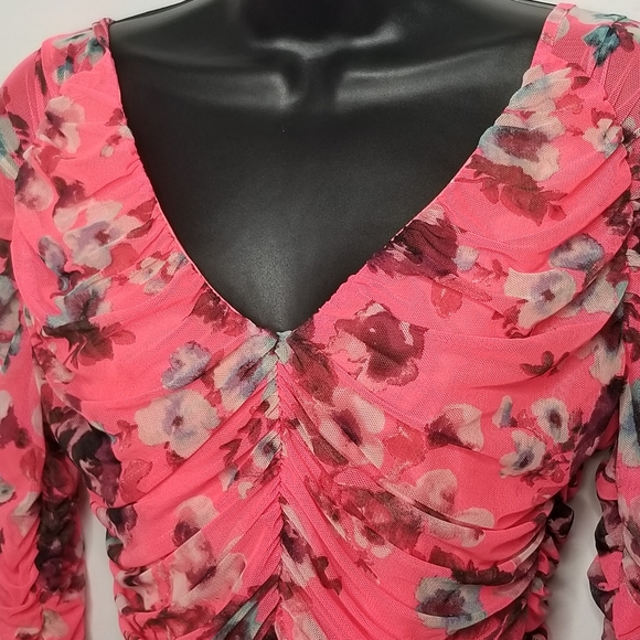 Free Press ruched mesh crop top floral - Picture 4 of 10